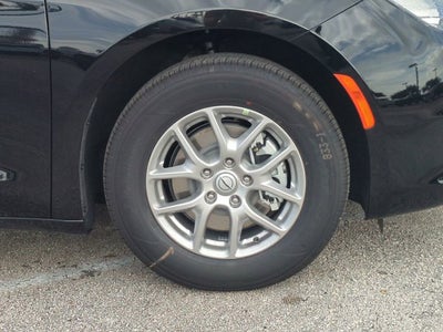 2026 Chrysler Voyager LX