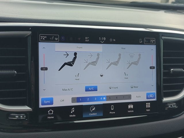 2026 Chrysler Voyager LX