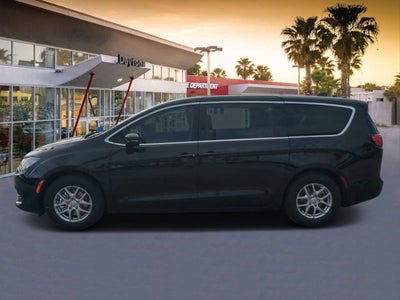 2026 Chrysler Voyager LX