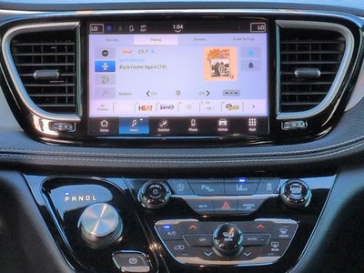 2021 Chrysler Pacifica Touring