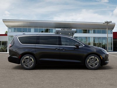 2027 Chrysler Pacifica Limited