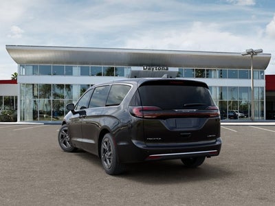 2027 Chrysler Pacifica Limited