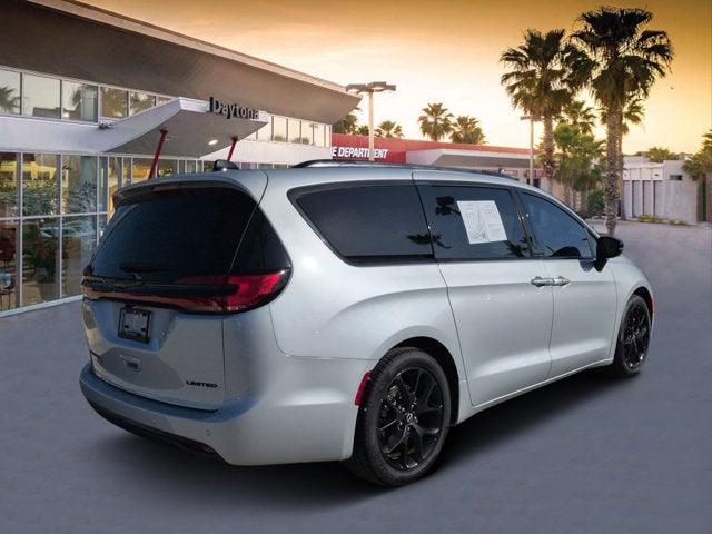 2026 Chrysler Pacifica Limited