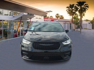 2026 Chrysler Pacifica Limited