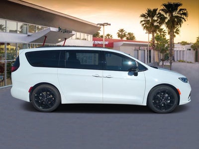 2026 Chrysler Pacifica Limited