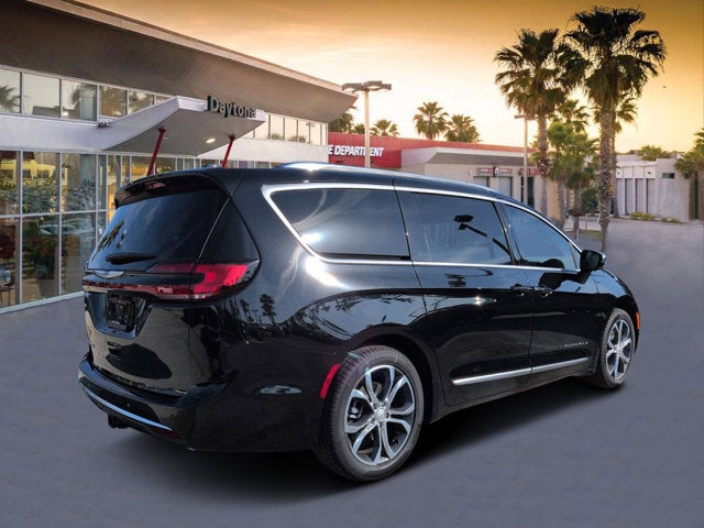 2026 Chrysler Pacifica Pinnacle