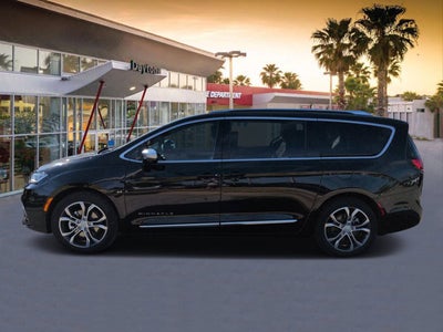 2026 Chrysler Pacifica Pinnacle