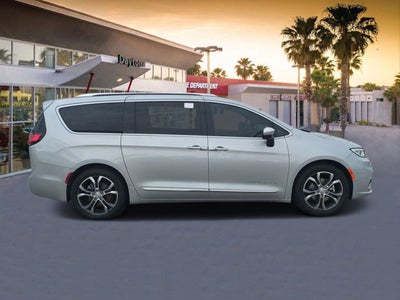 2026 Chrysler Pacifica Pinnacle