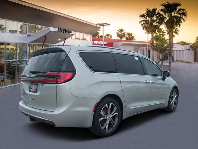 2026 Chrysler Pacifica Pinnacle