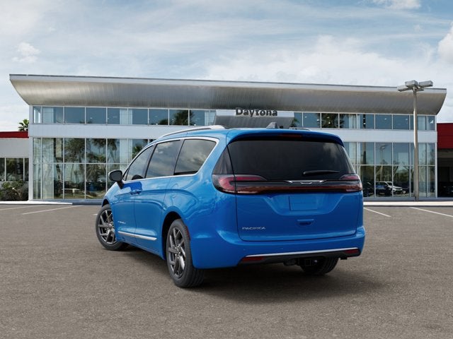2027 Chrysler Pacifica Pinnacle