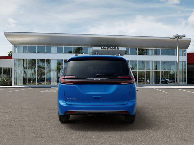 2027 Chrysler Pacifica Pinnacle
