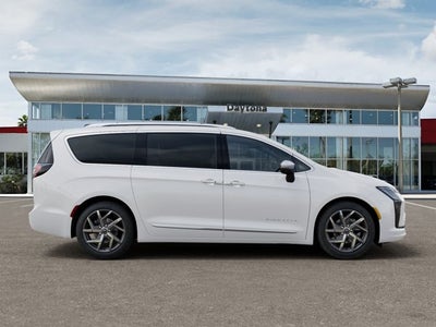 2027 Chrysler Pacifica Pinnacle