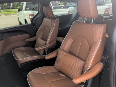 2024 Chrysler Pacifica Pinnacle
