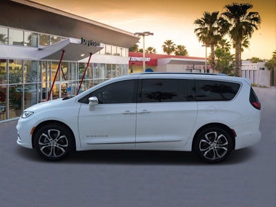 2024 Chrysler Pacifica Pinnacle