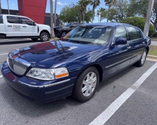 2011 Lincoln Town Car Executive L