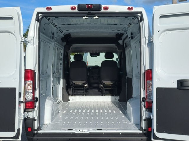 2026 RAM ProMaster Cargo Van Tradesman