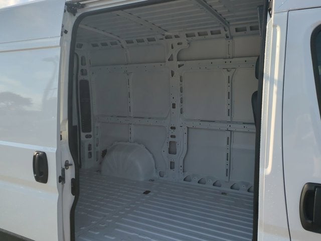 2026 RAM ProMaster Cargo Van Tradesman