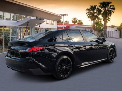 2025 Toyota Camry SE