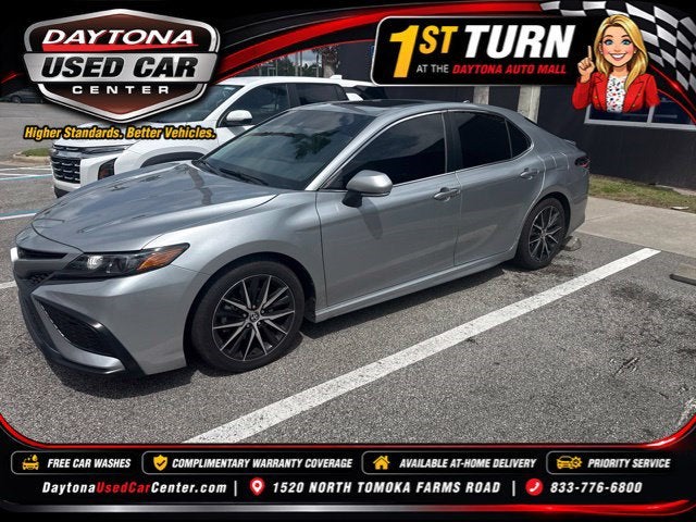 2024 Toyota Camry Hybrid SE