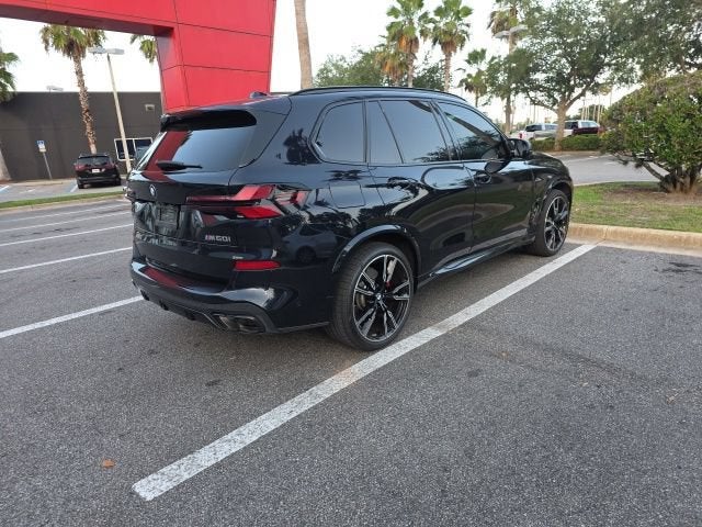2025 BMW X5 M60i