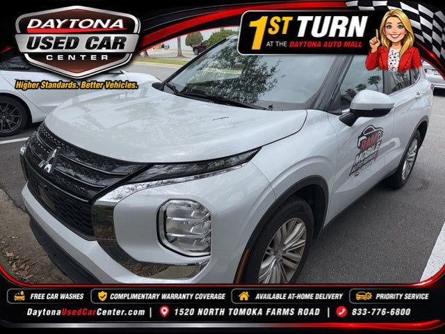 2024 Mitsubishi Outlander ES