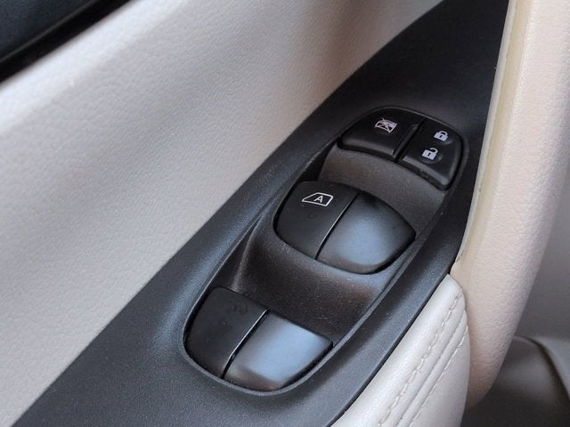 2018 Nissan Rogue Sport SV