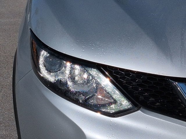 2018 Nissan Rogue Sport SV