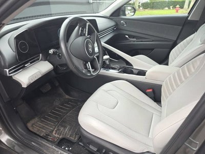 2024 Hyundai Elantra Limited