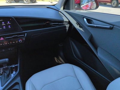 2025 Kia Niro EX Touring