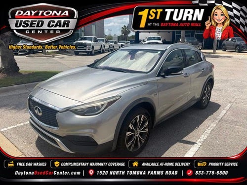 2018 INFINITI QX30 Luxury