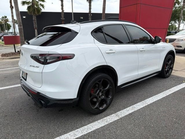 2024 Alfa Romeo Stelvio Veloce